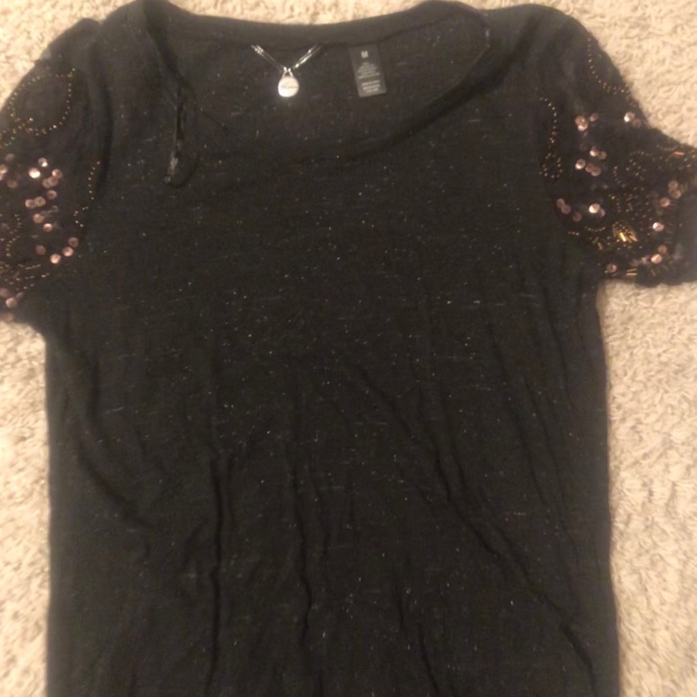 Buckle Black T-shirt